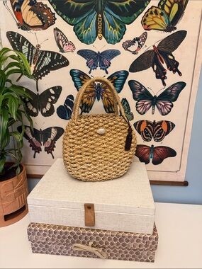 Esprit Natural Straw Woven Tote Bag